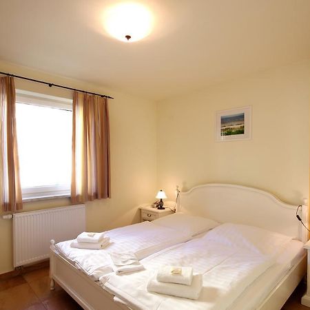 Apartmenthaus Hus Uebi By Rujana Binz Extérieur photo