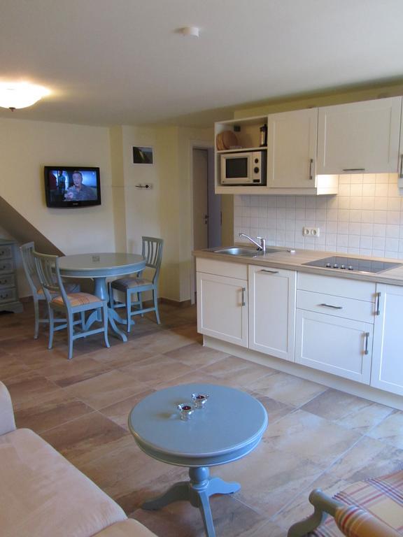 Apartmenthaus Hus Uebi By Rujana Binz Chambre photo
