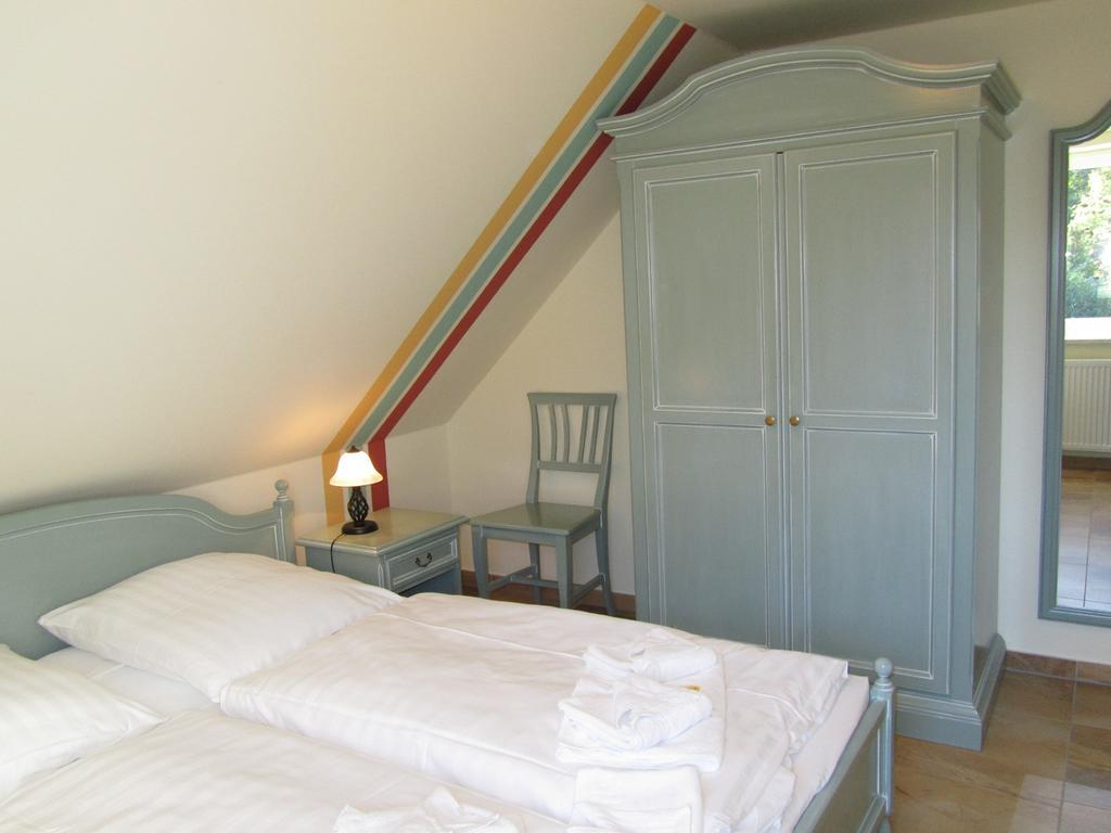 Apartmenthaus Hus Uebi By Rujana Binz Chambre photo