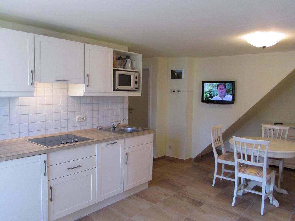 Apartmenthaus Hus Uebi By Rujana Binz Chambre photo