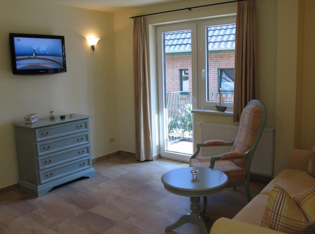 Apartmenthaus Hus Uebi By Rujana Binz Chambre photo